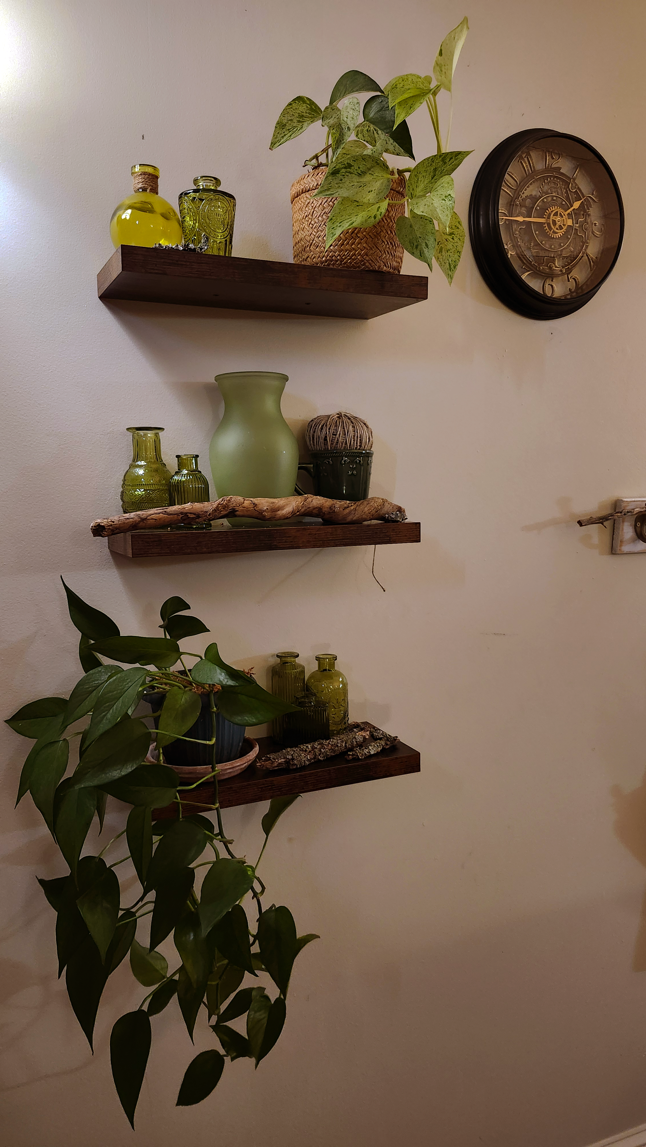 Woven wall hangings in the treatment room